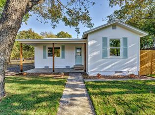 313 Powell Ave, Kerrville, TX 78028