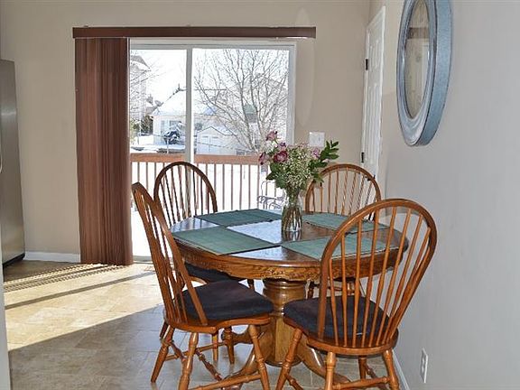 4th image of 1285 Trenton Ct