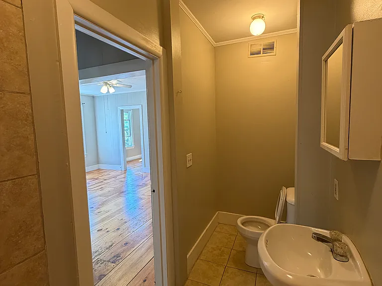 74-76 Brown St #74A — Photo 11