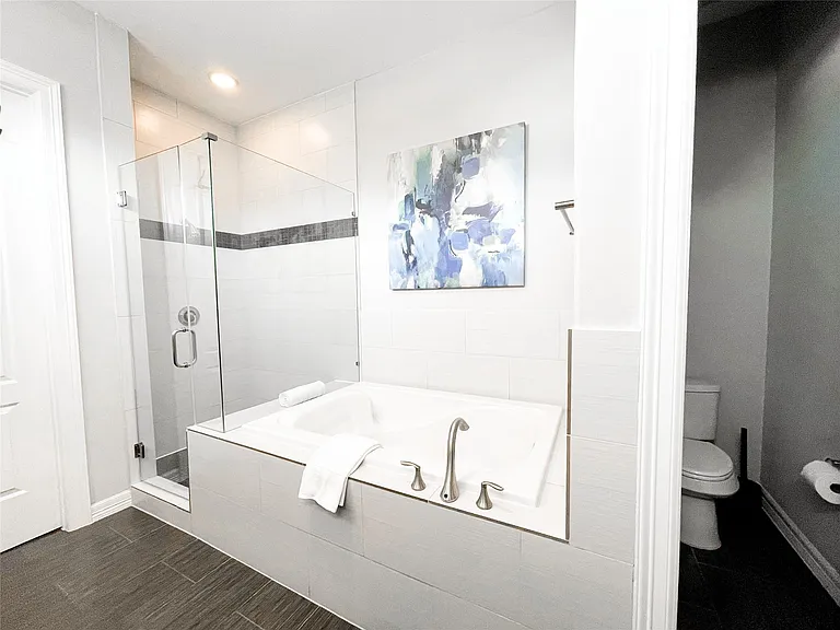 1611 Crockett St — Photo 13