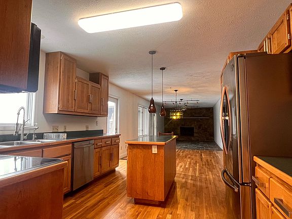 4th image of 2542 S Spicewood Ln