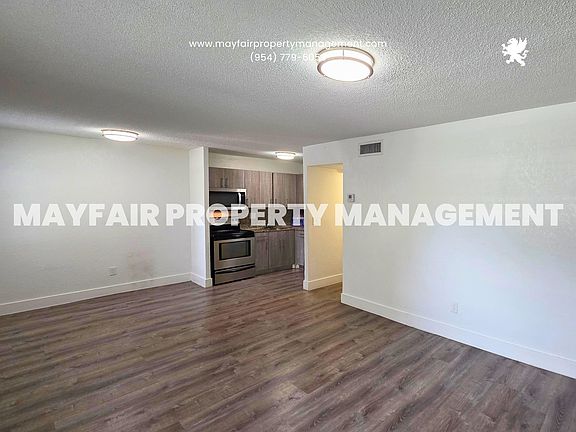3rd image of 2843 Fillmore St #F105