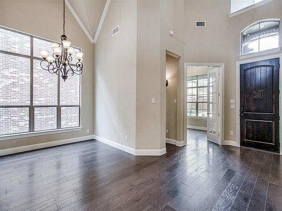 2nd image of 3105 Deansbrook Dr