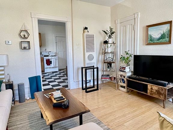 5th image of 2437 N Weil St #3