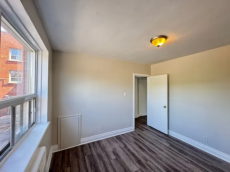 8 E 36th St #34 — Photo 12