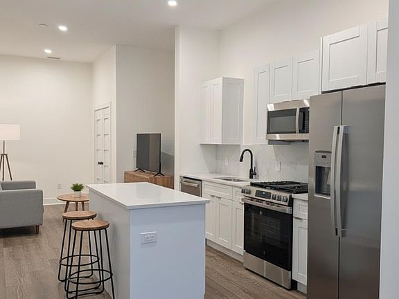 3rd image of 581 Middlesex Ave #304
