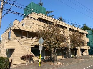 9701 Sand Point Way NE #301, Seattle, WA 98115