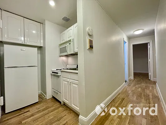 Rented by Oxford Property Group | media 3