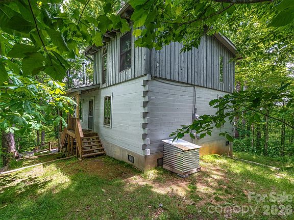 24th image of 520 Patricia Rd