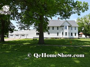 109 E Main St, Atkinson, IL 61235