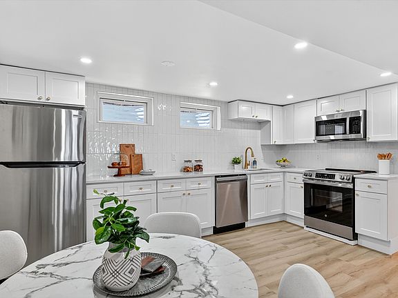 5th image of 27 Terrace Dr Floor 1