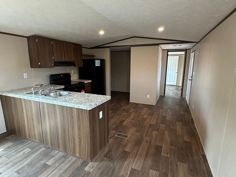 5800 E Hermans Rd #2 — Photo 1