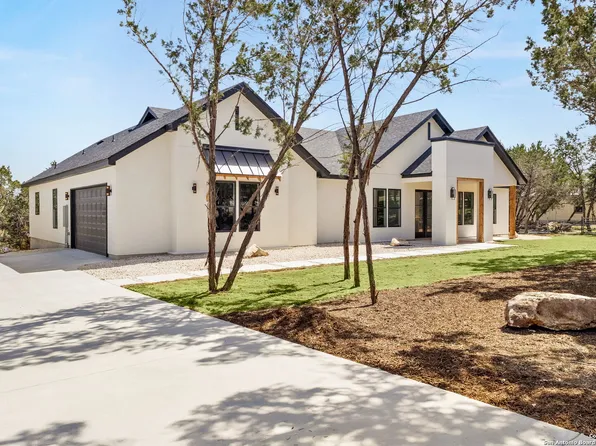 209 Saddle Mountain, Boerne, TX 78006