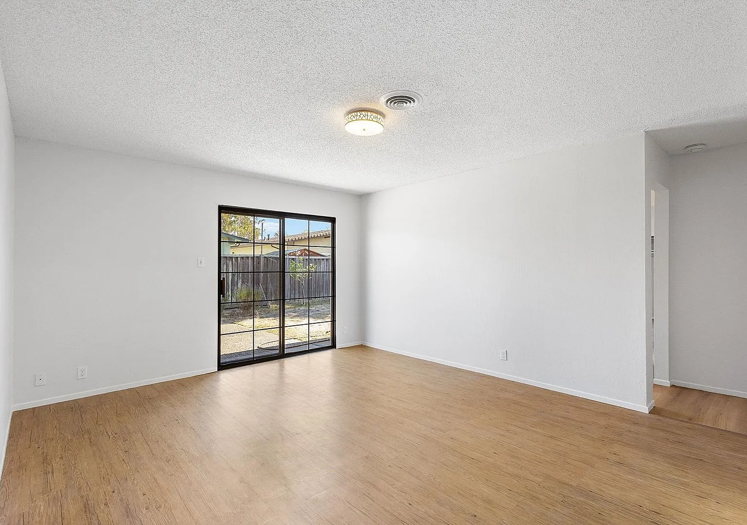 1256 Rosewood Way - 3+ bedroom | 2 bath | Single family home — Photo 4