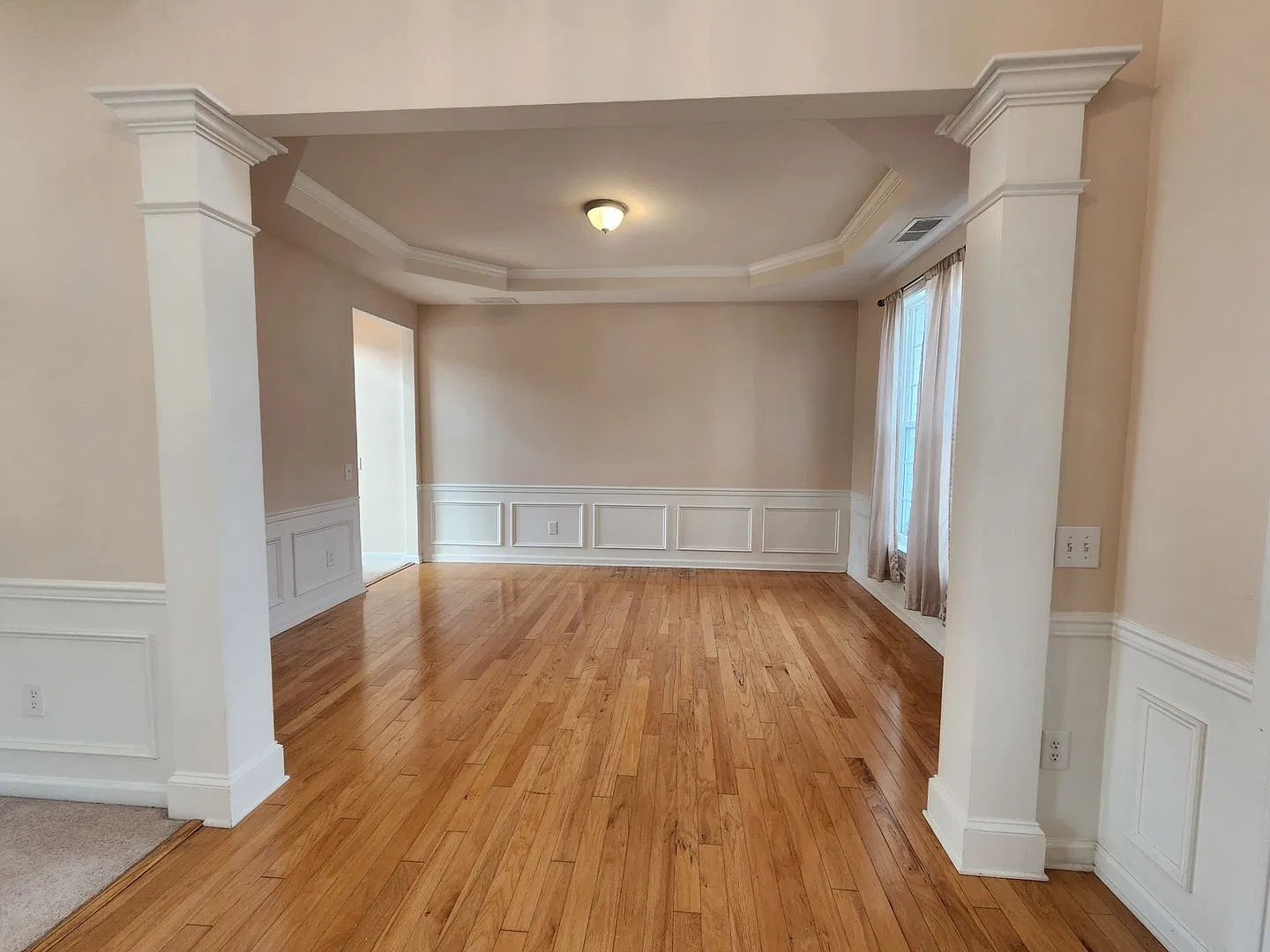 4 Bedroom, 2.5 Bath Home in Matthews, 28105 — Photo 3