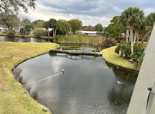 2513 S 17th St APT 207, Fort Pierce, FL 34982