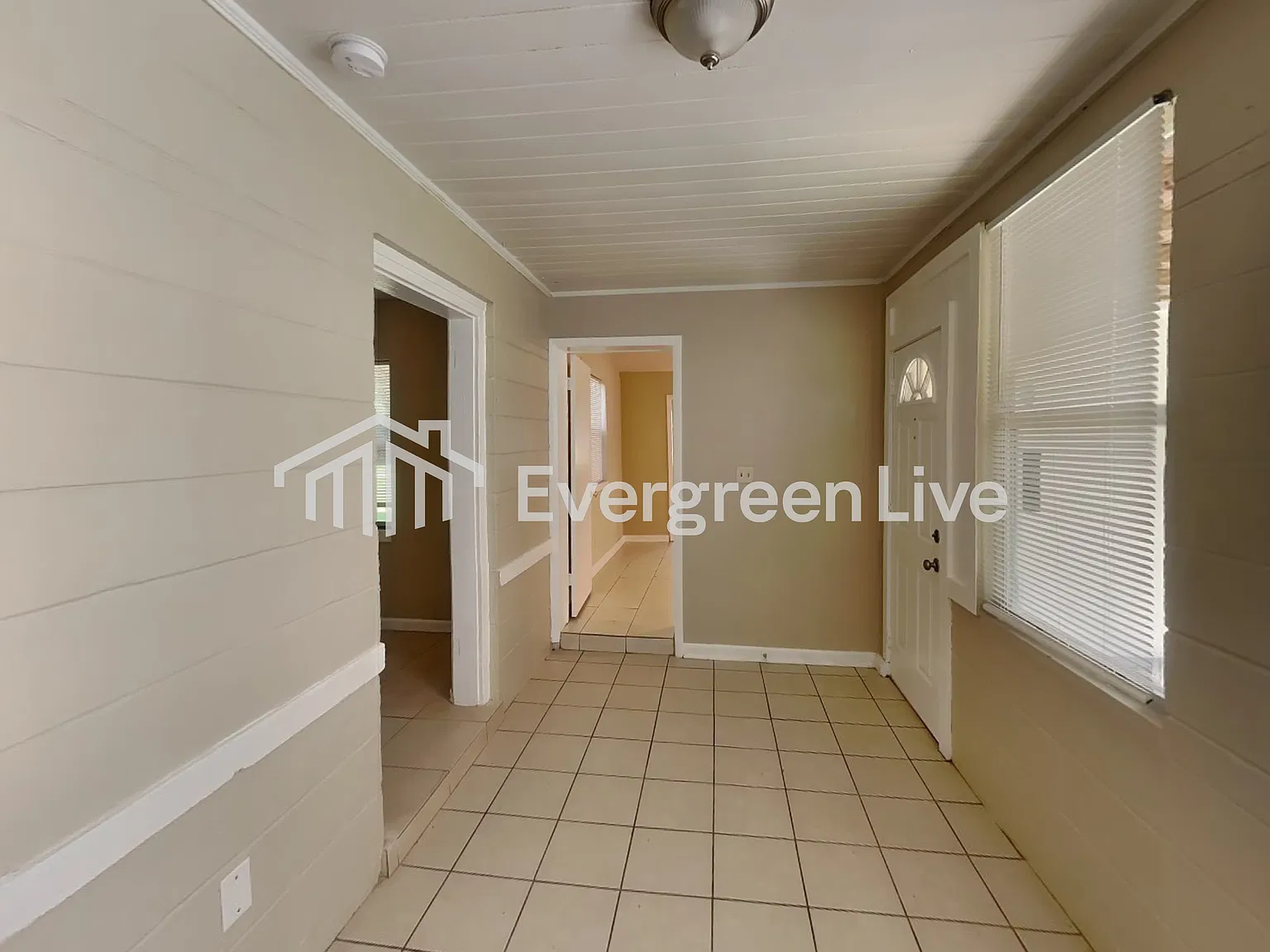 3 bed, 1.0 bath, 1380 sqft, $1,445 — Photo 3