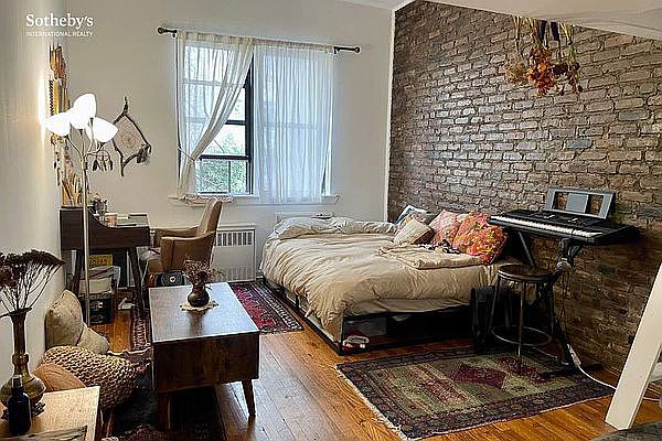 1st image of 319 E 14th St APT 1C