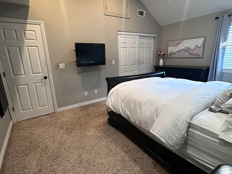 14562 S Bascom Ave — Photo 14