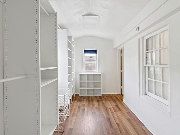4th image of 4872 N 40th STREET