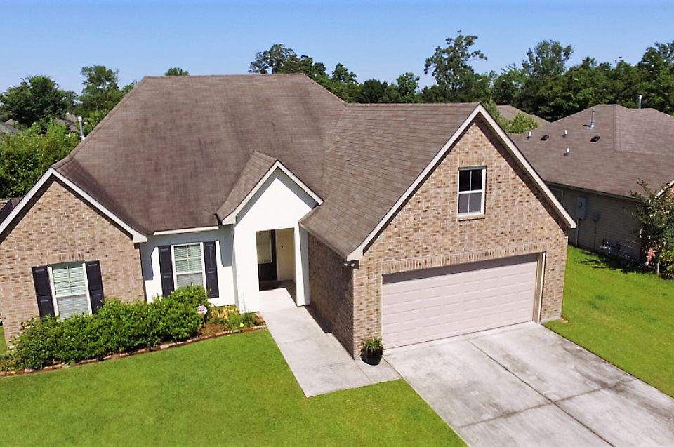 1st image of 17109 Jamestowne Dr