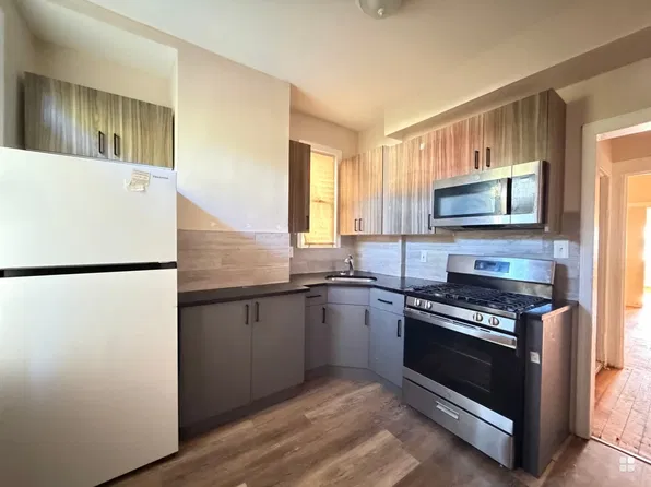 178 Fulton Ave Floor 1, Jersey City, NJ 07305