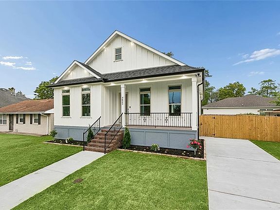 2nd image of 4621 Stephen Girard Ave