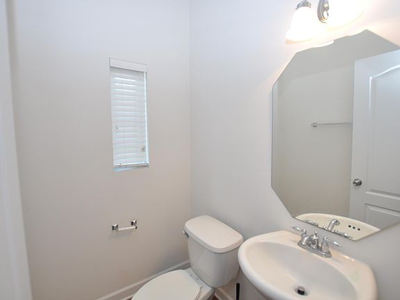 3rd image of 5528 Allison Ln