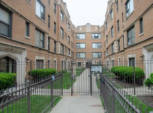 7337 S Coles Ave APT 2W, Chicago, IL 60649