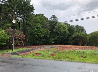 1324 Home Pl, Matthews, NC 28105