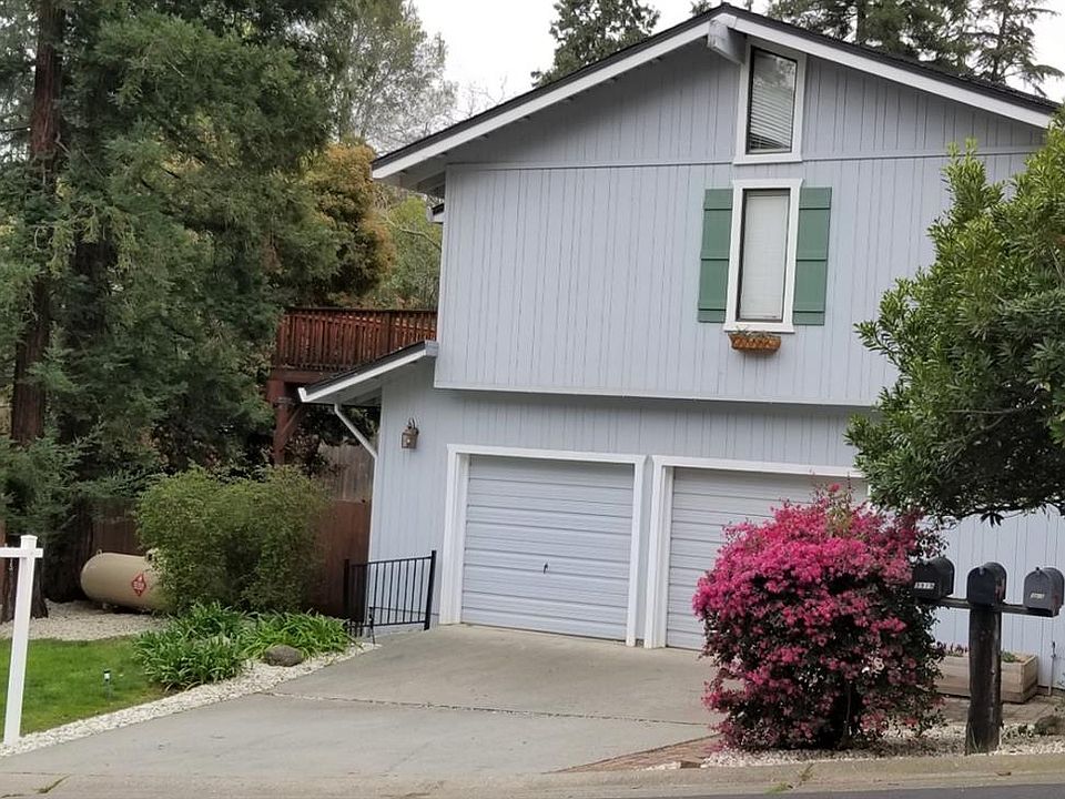 1st image of 3916 Horseshoe Cir