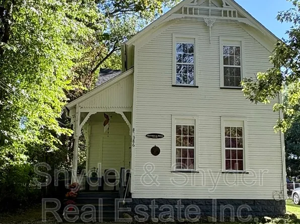 386.5 Silver St, Akron, OH 44303