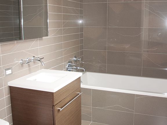 4th image of 58 Metropolitan Ave APT 4A