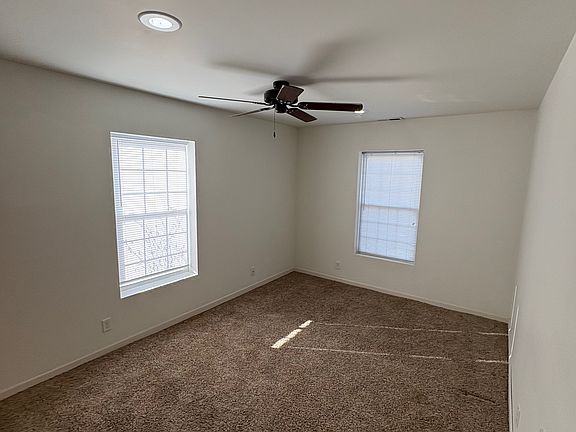 4th image of 101 E South St #2
