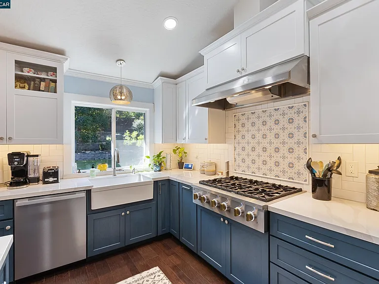 301 Domingo Ct — Photo 15