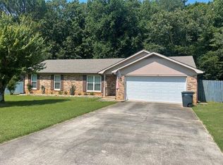 106 Crosslin Ln, Florence, AL 35633