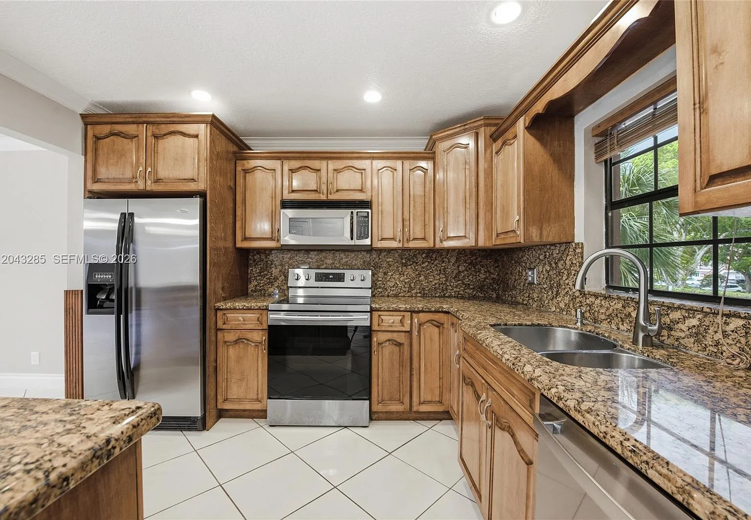Forest Hills Condo North — Photo 3