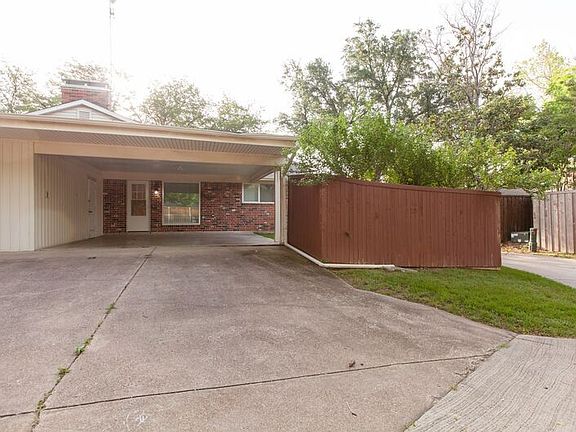 3rd image of 1105 Mill Valley Dr