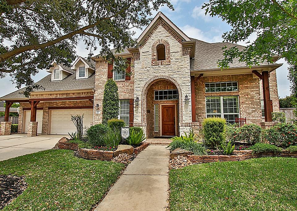 1st image of 26606 Mellenbrook Ln
