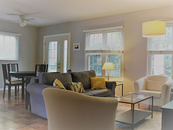 2nd image of 1656 Fitzgerald Ln #919