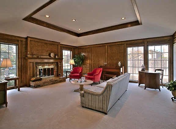 4th image of 6226 Black Berry Ln