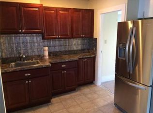 210 George St APT 1, Fall River, MA 02720