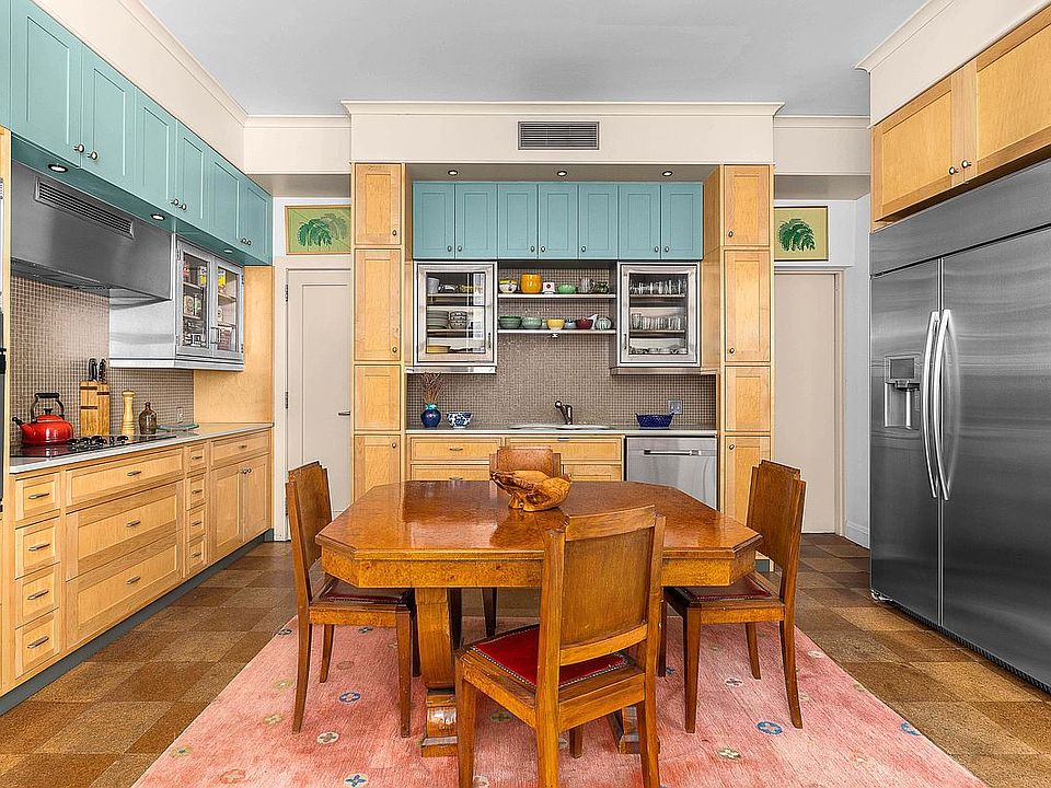 1st image of 55 E 11th St APT 6