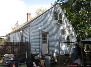 44 Douglas Dr, Meriden, CT 06451