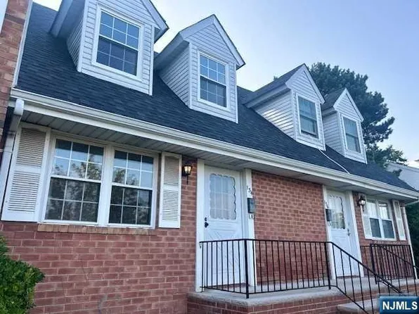134 Parkview Dr, Teaneck, NJ 07666