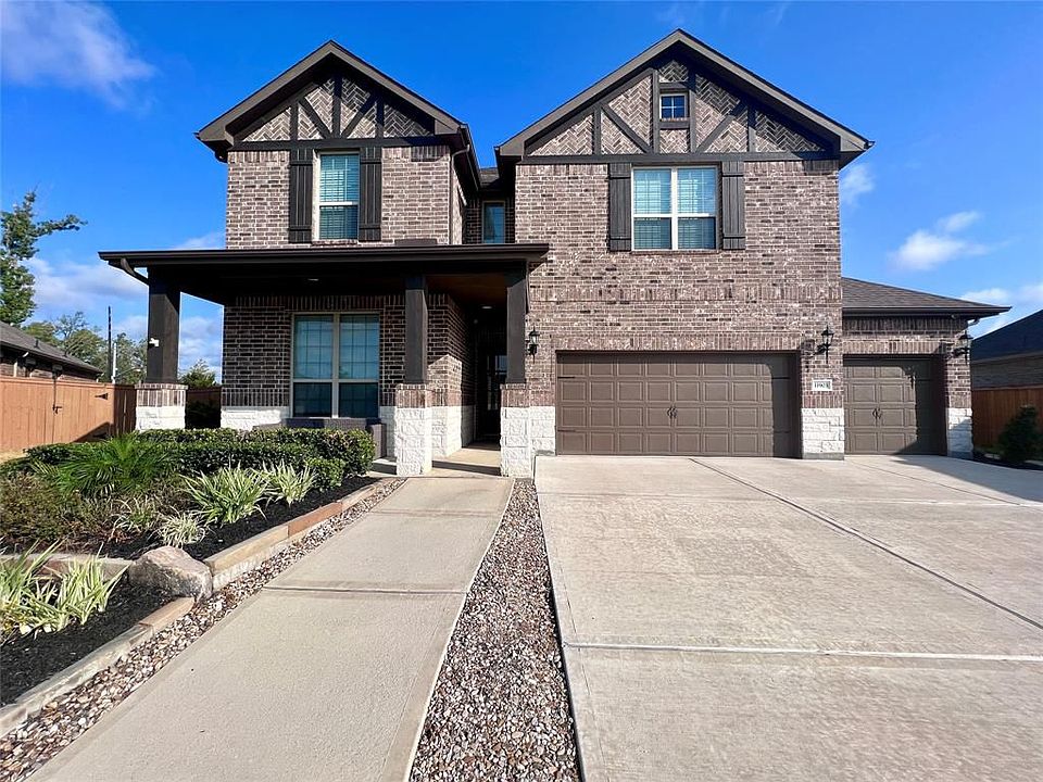 2nd image of 11903 Lewisvale Green Dr