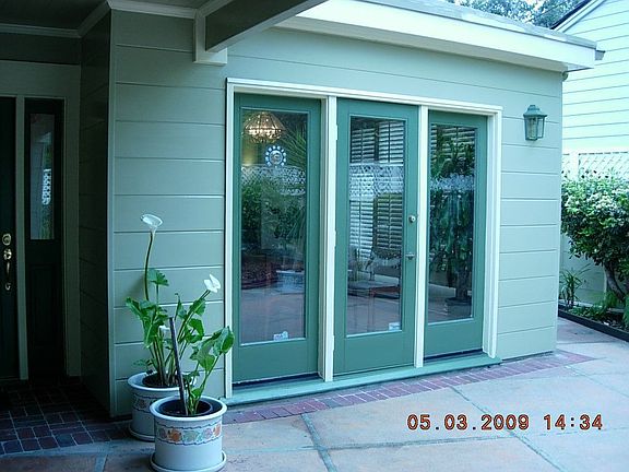 Enclosed front patio