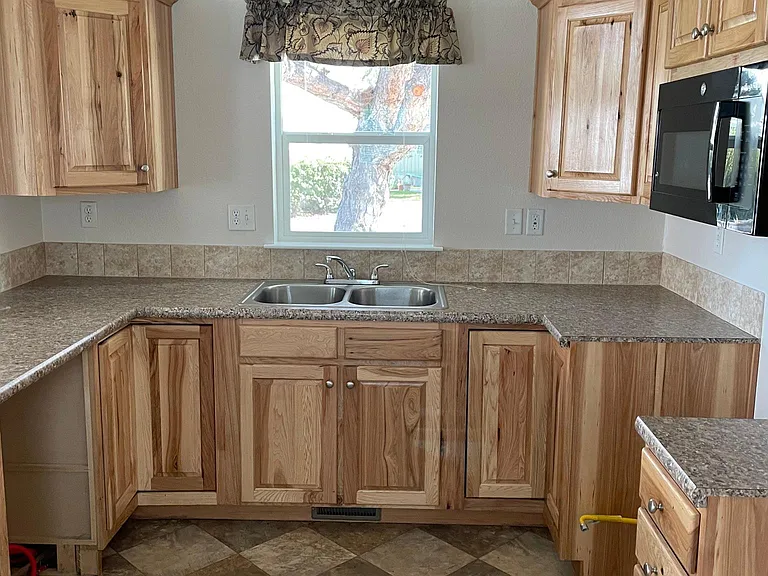 177 S Young Ln — Photo 3