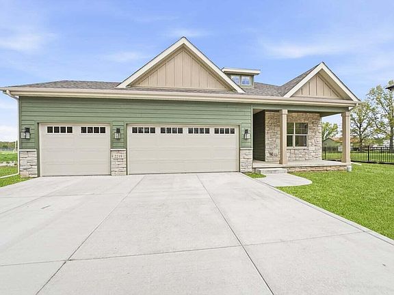 2nd image of 2218 Pradera Trl