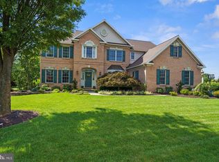 3312 Harwood Ln, Sinking Spring, PA 19608